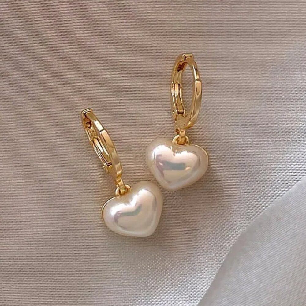 Anthropologie Pearl Heart Charm Huggie Hoop Earrings Gold White Coastal